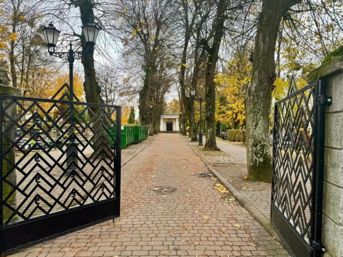 Modernizacja cmentarza komunalnego zakończona przed Wszystkimi Świętymi