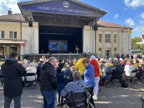 Delegacja z Giżycka uczestniczyła w obchodach Dnia Samorządu Terytorialnego w Druskienikach na Litwie 2024